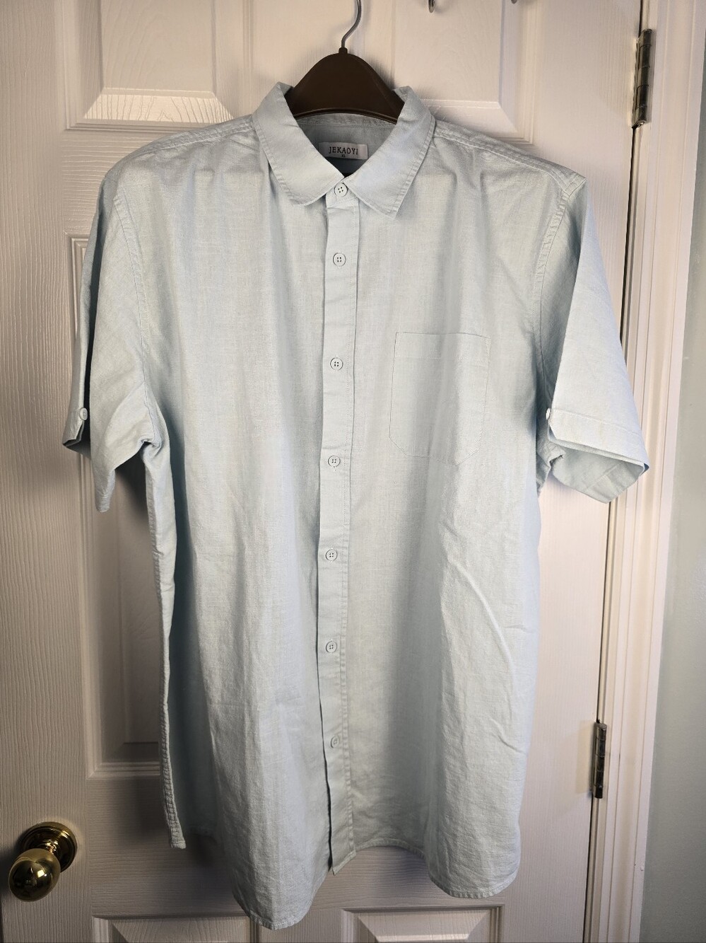 Men"s Linen Light Blue Short-Sleeve Button-Down Coastal Resort Quiet Luxury